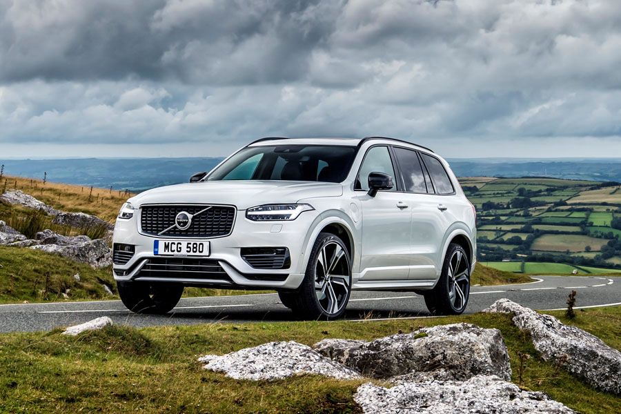 Volvo XC90 Recharge Plug-in Hybrid T8 honoured in inaugural What Car? Electric Car Awards