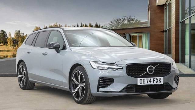 Volvo V60 2.0 T6 AWD Plug-in hybrid Plus Dark Estate Petrol Vapour Grey