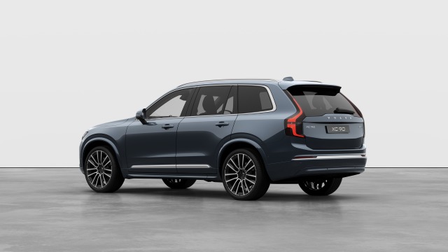 Volvo XC90 B5 | 250 + 14 hp/184 + 10 kW