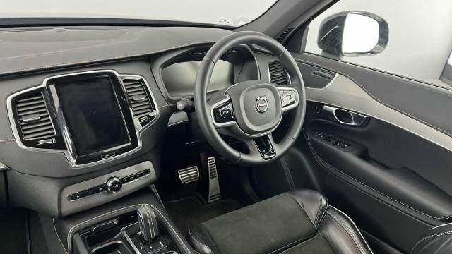 2022 Volvo XC90 2.0 B5 AWD mild hybrid Diesel R-Design
