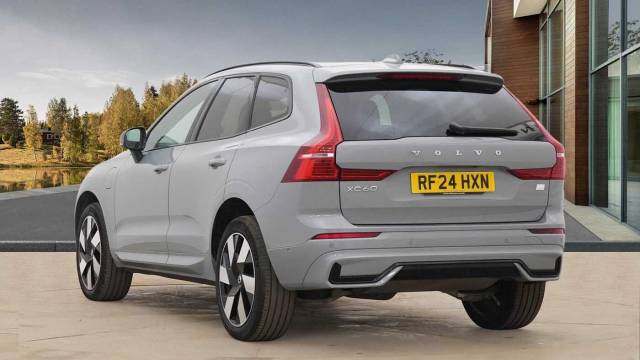 2024 Volvo XC60 2.0 T8 AWD PHEV Recharge Ultimate Dark