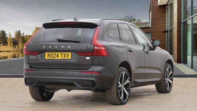2024 Volvo XC60 2.0 T8 AWD PHEV Recharge Ultimate Dark