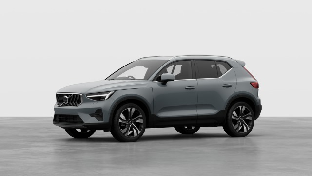 Volvo XC40 B4 | 197 + 14 hp/145 + 10 kW SUV Petrol Vapour Grey