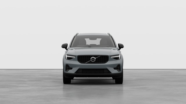 Volvo XC40 B4 | 197 + 14 hp/145 + 10 kW