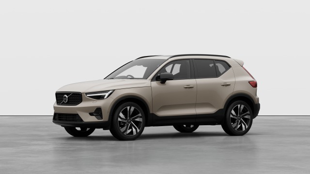 Volvo XC40 B3 | 163 + 14 hp/120 + 10 kW SUV Petrol Sand Dune