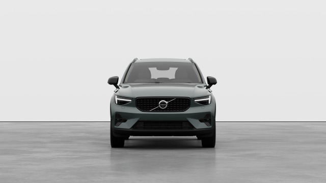 Volvo XC40 B4 | 197 + 14 hp/145 + 10 kW