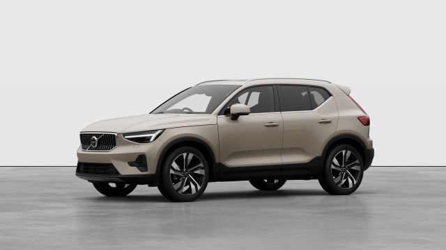 Volvo XC40 B4 | 197 + 14 hp/145 + 10 kW SUV Petrol Sand Dune