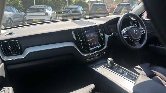 2024 Volvo XC60 2.0 B5 AWD Mild hybrid Petrol Plus Dark