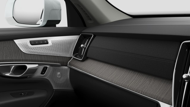Volvo XC90 B5 | 250 + 14 hp/184 + 10 kW