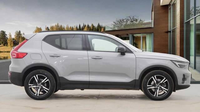 2024 Volvo XC40 2.0 B3 Mild hybrid Petrol Plus Dark