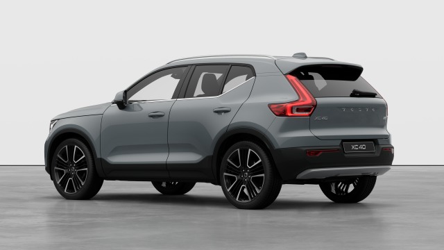 Volvo XC40 B3 | 163 + 14 hp/120 + 10 kW