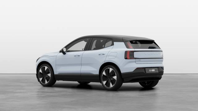Volvo Ex30 Twin Motor Performance | 428 hp/315 kW