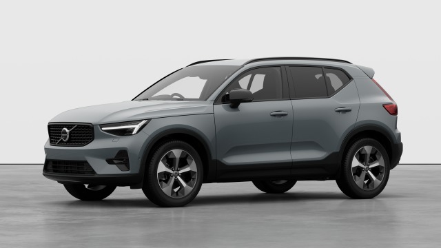 Volvo XC40 B4 | 197 + 14 hp/145 + 10 kW SUV Petrol Vapour Grey