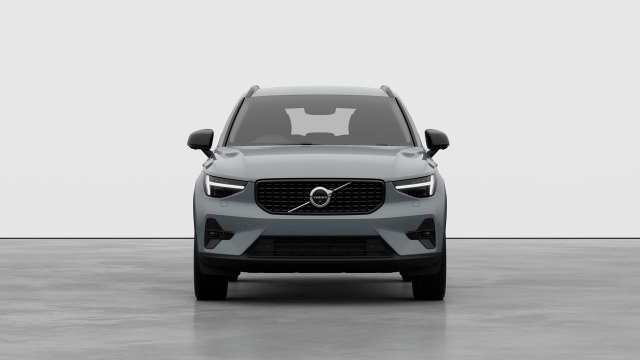 Volvo XC40 B4 | 197 + 14 hp/145 + 10 kW