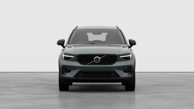 Volvo XC40 B3 | 163 + 14 hp/120 + 10 kW