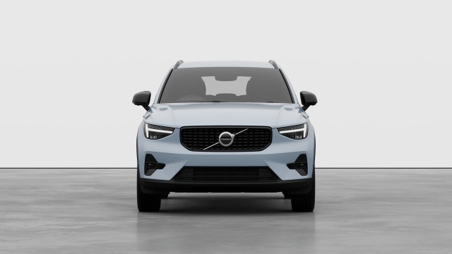 Volvo XC40 B4 | 197 + 14 hp/145 + 10 kW