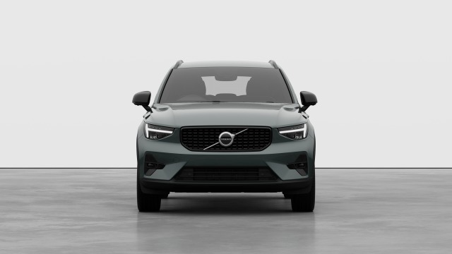 Volvo XC40 B4 | 197 + 14 hp/145 + 10 kW