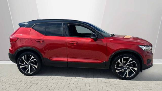 2018 Volvo XC40 2.0 D4 AWD First Edition Automatic