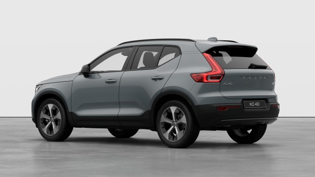 Volvo XC40 B3 | 163 + 14 hp/120 + 10 kW