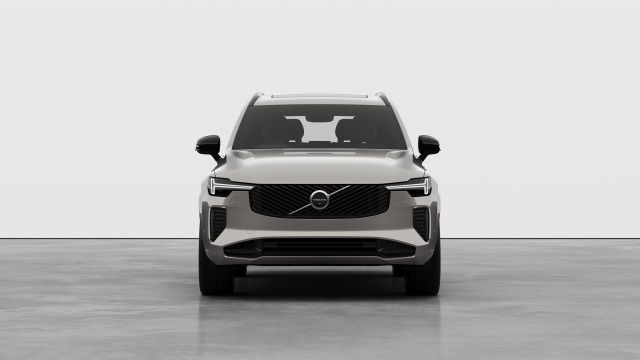 Volvo XC90 B5 | 250 + 14 hp/184 + 10 kW