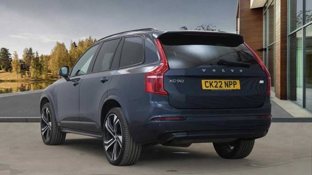 2022 Volvo XC90 2.0 T8 AWD PHEV Recharge R-Design