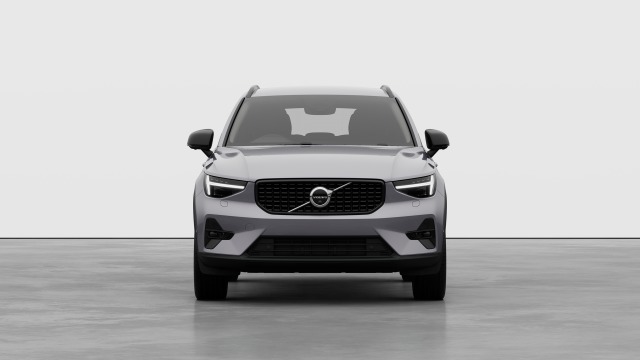 Volvo XC40 B3 | 163 + 14 hp/120 + 10 kW