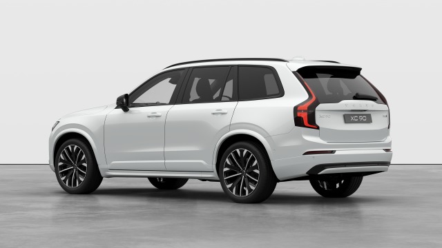 Volvo XC90 B5 | 250 + 14 hp/184 + 10 kW