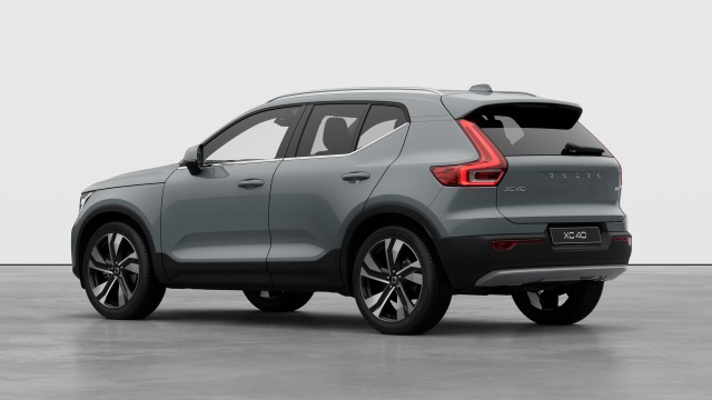 Volvo XC40 B4 | 197 + 14 hp/145 + 10 kW