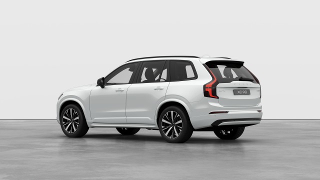 Volvo XC90 B5 | 250 + 14 hp/184 + 10 kW
