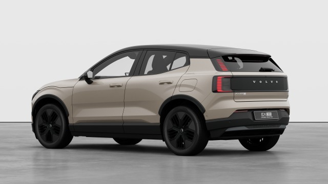 Volvo Ex30 Twin Motor Performance | 428 hp/315 kW
