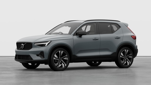 Volvo XC40 B3 | 163 + 14 hp/120 + 10 kW SUV Petrol Vapour Grey