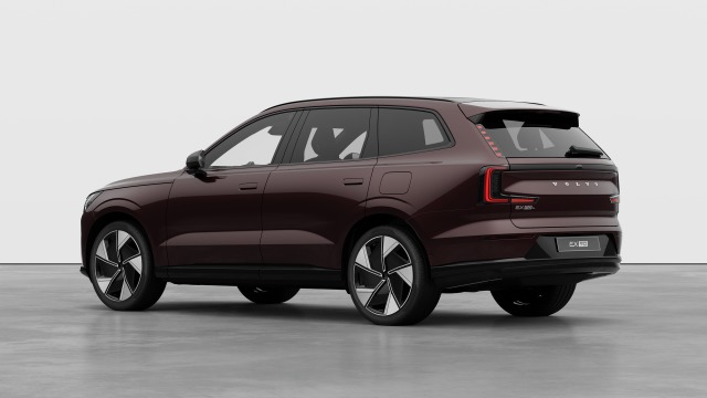 Volvo Ex90 Twin Motor | 408 hp/300 kW