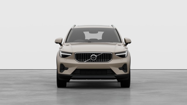 Volvo XC40 B3 | 163 + 14 hp/120 + 10 kW
