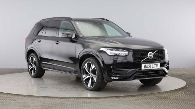 Volvo XC90 2.0 B5 AWD mild hybrid Diesel R-Design 4x4 vehicle Diesel Onyx Black