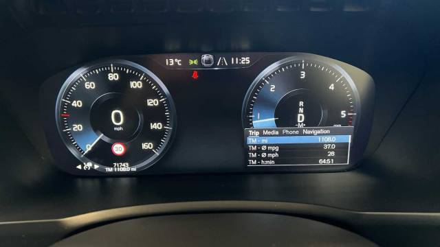 2021 Volvo XC90 2.0 B5 AWD mild hybrid Diesel R-Design