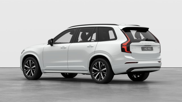 Volvo XC90 B5 | 250 + 14 hp/184 + 10 kW
