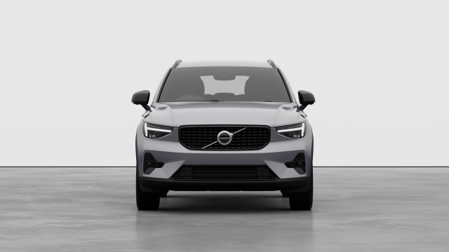 Volvo XC40 B3 | 163 + 14 hp/120 + 10 kW