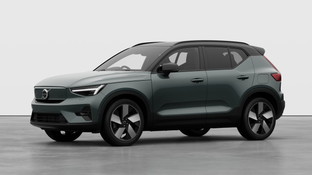 Volvo Ex40 Twin Motor | 408 hp/300 kW SUV Electric Forest Lake