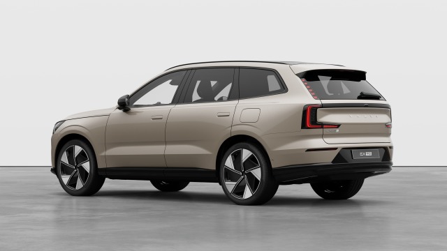Volvo Ex90 Twin Motor Performance | 517 hp/380 kW