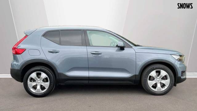 2019 Volvo XC40 2.0 T4 AWD Momentum Automatic