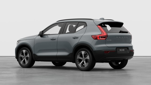 Volvo XC40 B3 | 163 + 14 hp/120 + 10 kW