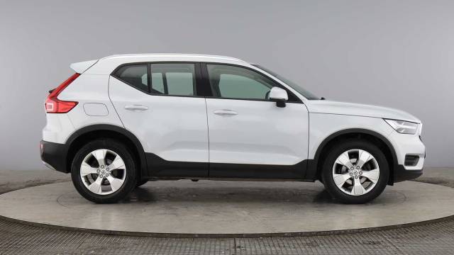 2021 Volvo XC40 1.5 T3 Momentum Manual