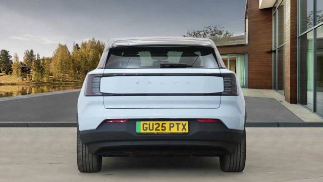2025 Volvo Ex30 Single Motor Extended Range Ultra