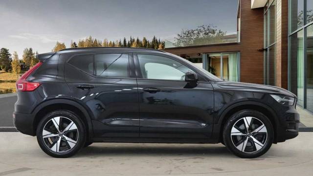2022 Volvo XC40 Single Motor Recharge Plus