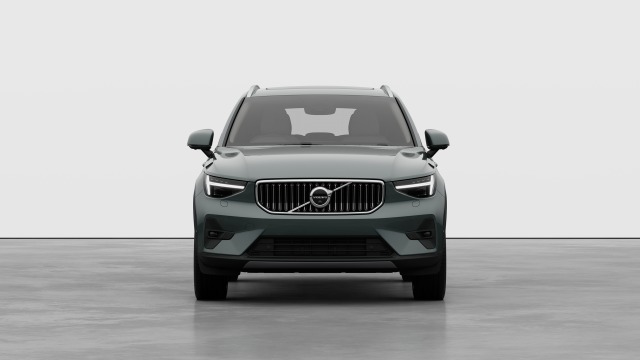 Volvo XC40 B4 | 197 + 14 hp/145 + 10 kW