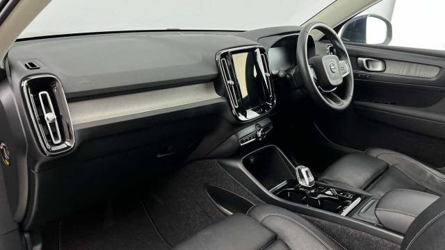 2021 Volvo XC40 2.0 B4 mild hybrid Petrol Inscription Pro