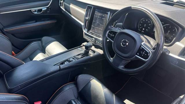 2018 Volvo V90 2.0 D5 PowerPulse AWD Volvo Ocean Race Automatic