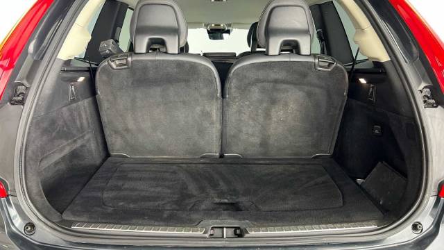 2021 Volvo XC90 2.0 B5 AWD mild hybrid Diesel Momentum