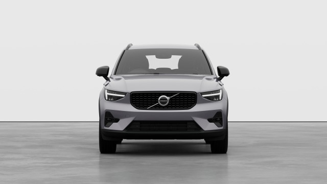 Volvo XC40 B3 | 163 + 14 hp/120 + 10 kW