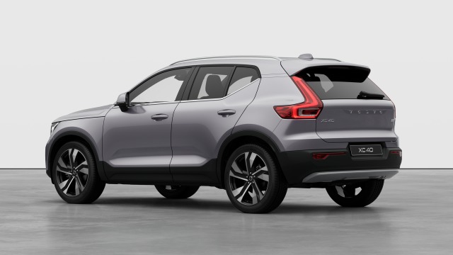 Volvo XC40 B3 | 163 + 14 hp/120 + 10 kW